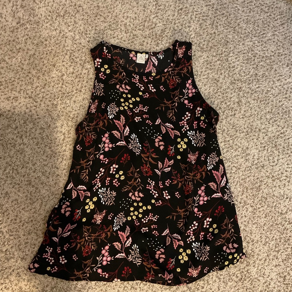 Floral Sleeveless Blouse - Black and Pink